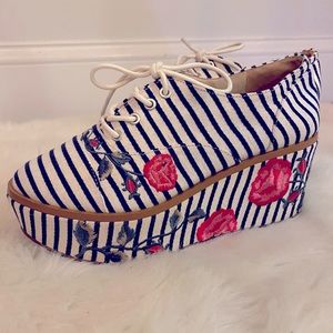 SCHUTZ MILA GRACE NWT